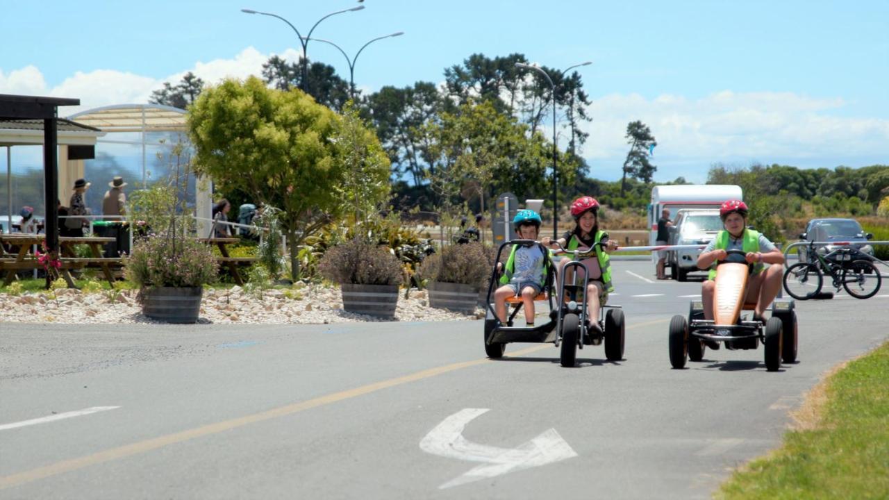 Tahuna Beach Holiday Park 넬슨 외부 사진