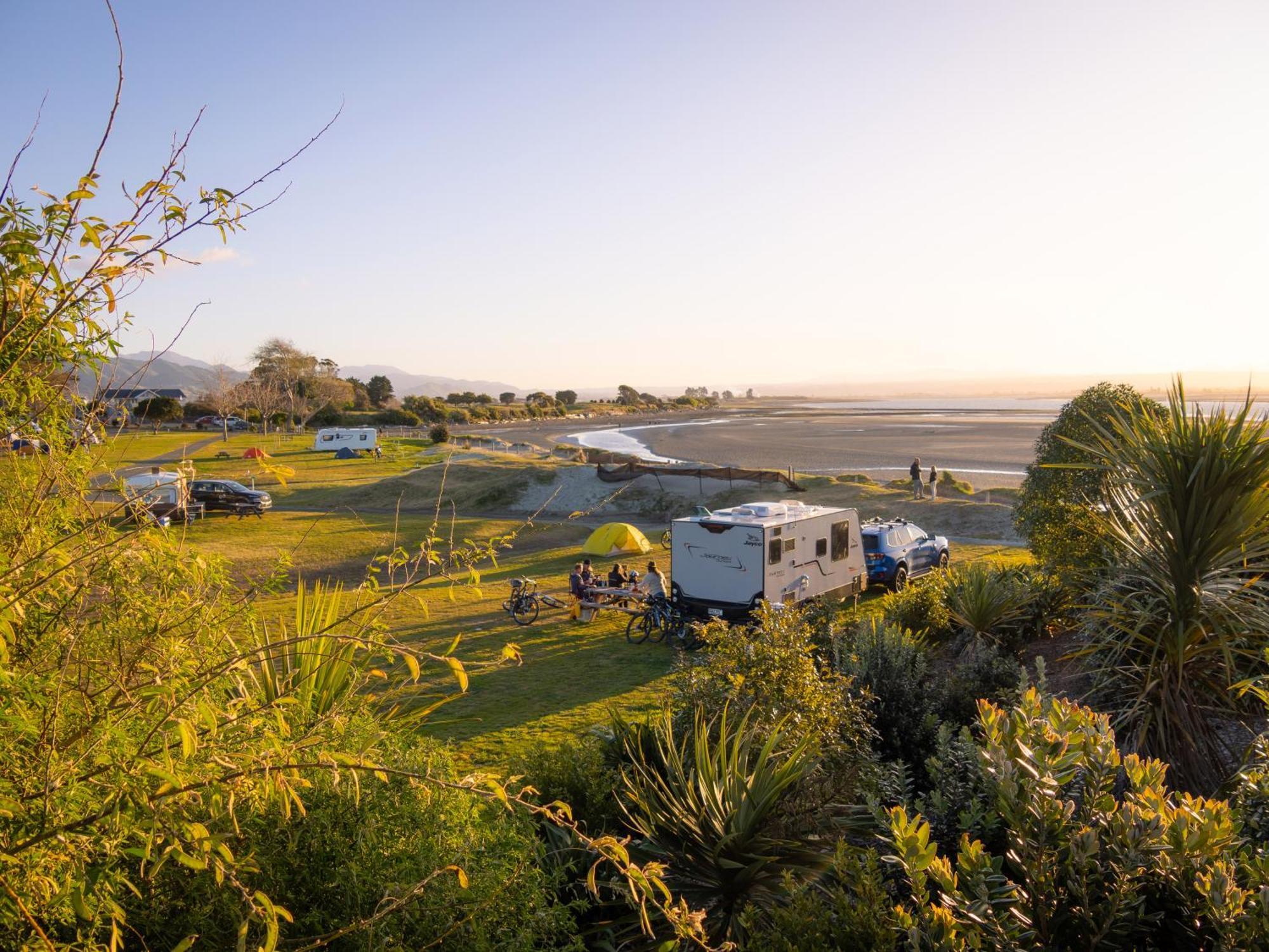 Tahuna Beach Holiday Park 넬슨 외부 사진